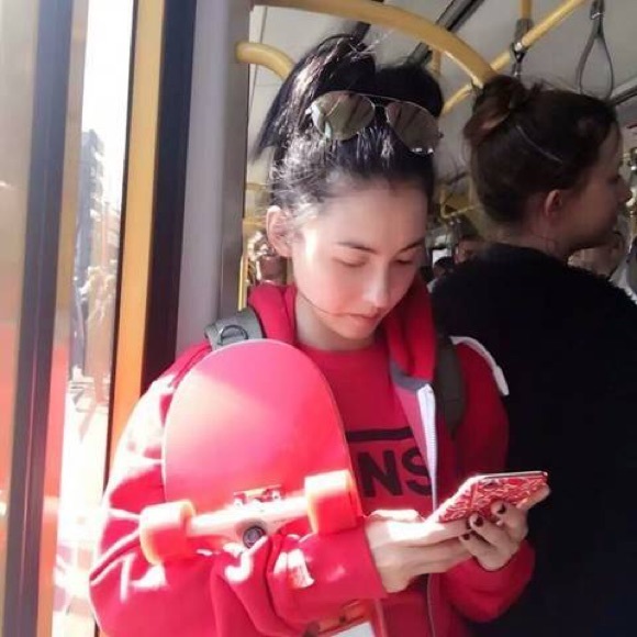 Meet your Posher, Hannah - Picture 1 of 1